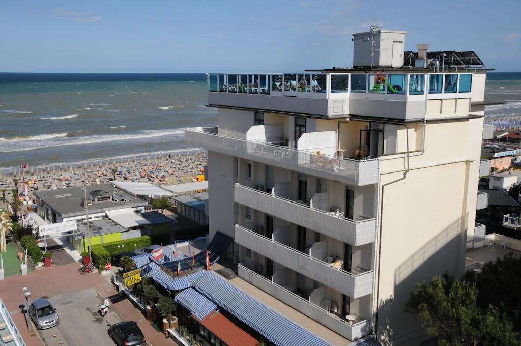 Byron 3* Milano Marittima