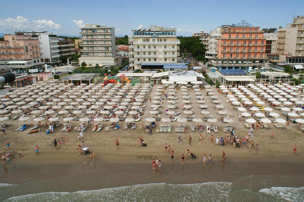 Byron 3* Milano Marittima