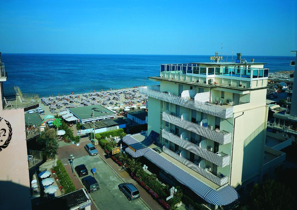 Byron Milano Marittima