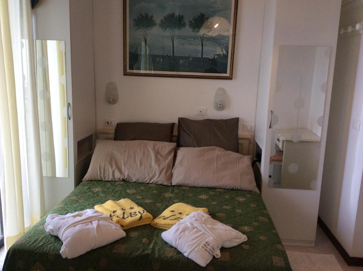 Byron 3* Milano Marittima